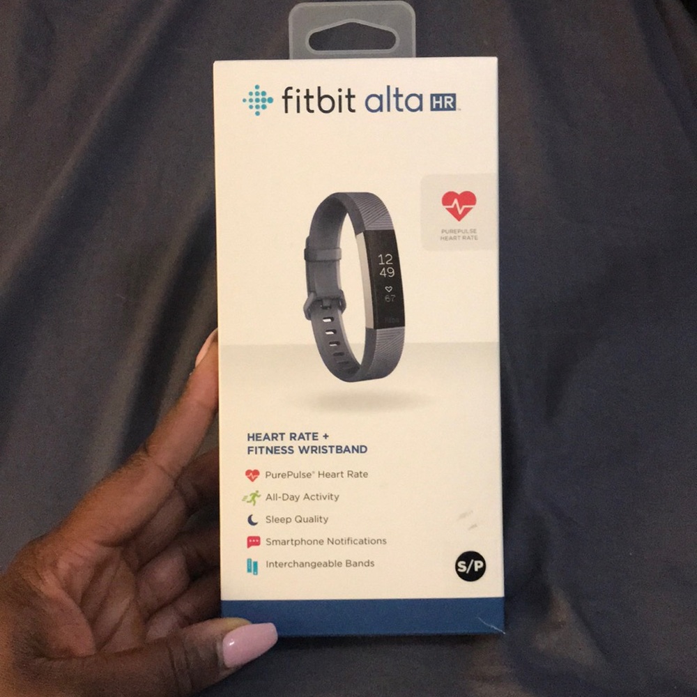 New Fitbit Alta HR!! Been used only once!!
